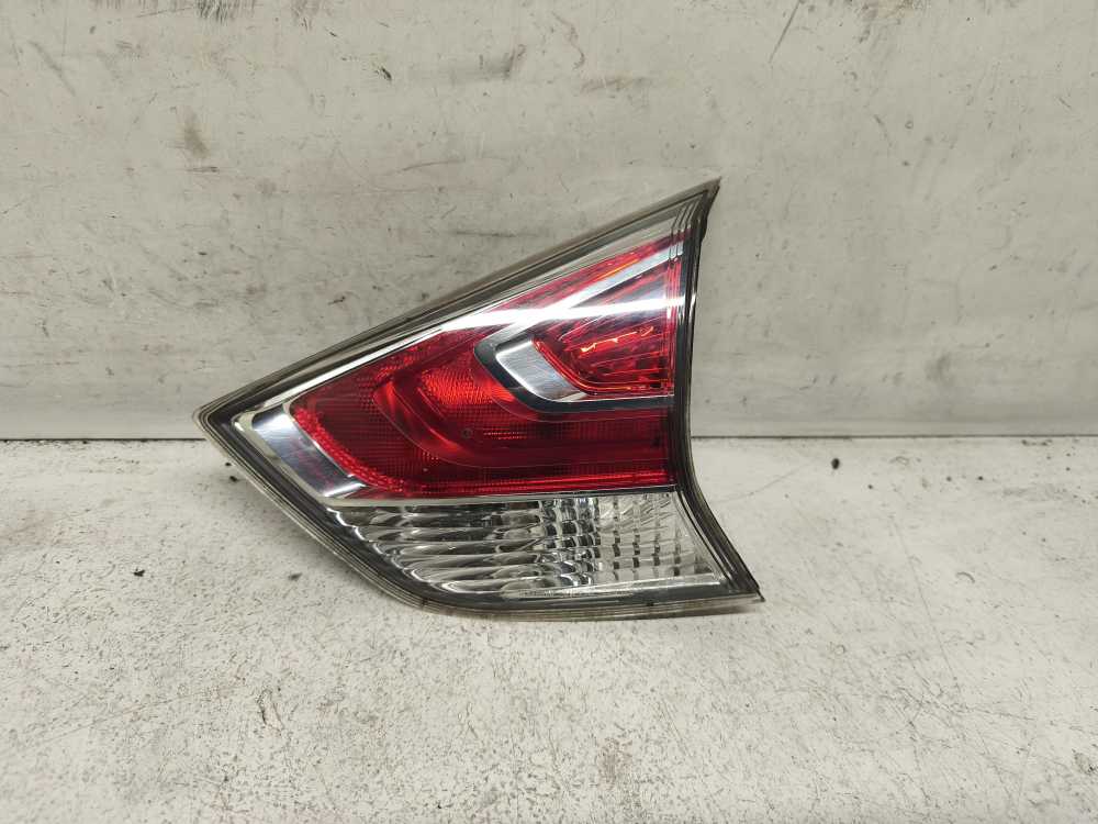 FEU ARRIERE DROIT NISSAN -2017 - Vue 1